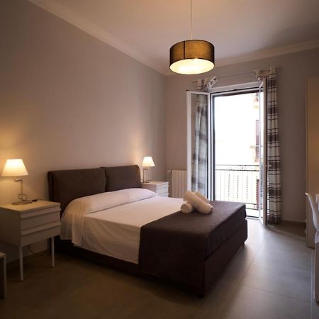 Donna Franca Rooms And Suite Palermo Eksteriør bilde